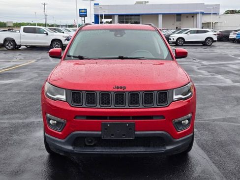 Used 2018 Jeep Compass Latitude w/ Popular Equipment Group AWD/4WD image 8