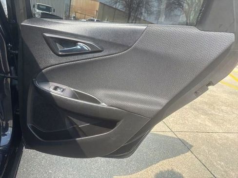 Used 2022 Chevrolet Malibu RS image 24