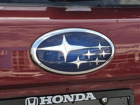 Used 2016 Subaru Forester 2.5i Touring w/ Eyesight & Navigation System AWD/4WD image 32