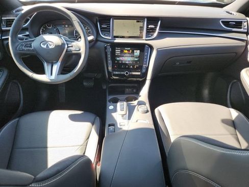 Used 2025 INFINITI QX50 Sport image 14