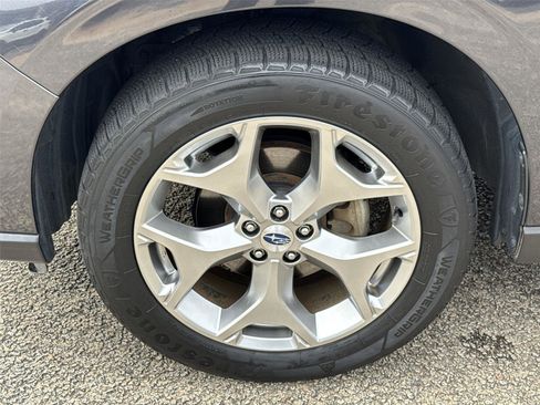 Used 2018 Subaru Forester 2.5i Touring w/ Popular Package #3B AWD/4WD image 10
