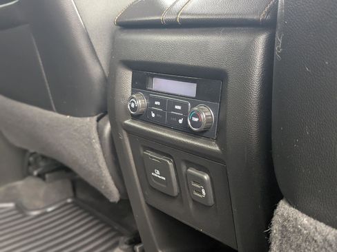 Used 2019 Chevrolet Traverse Premier w/ LPO, Black Accent Package AWD/4WD image 22
