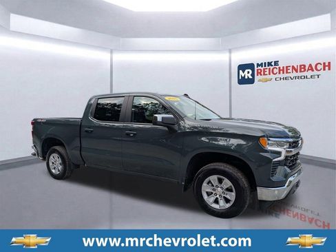 Used 2025 Chevrolet Silverado 1500 LT AWD/4WD image 1