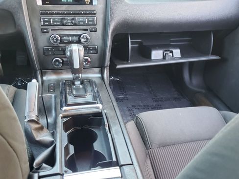 Used 2013 Ford Mustang Convertible RWD image 33