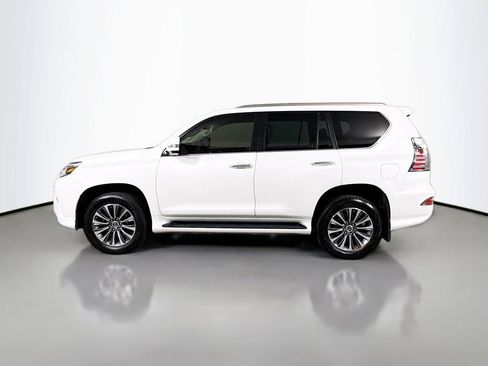 Certified 2022 Lexus GX 460 Luxury w/ Off Road Package image 8