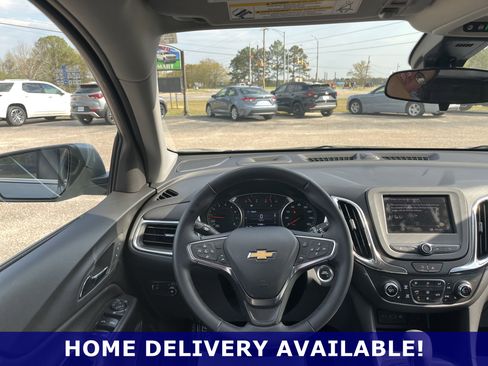 Used 2024 Chevrolet Equinox LT image 6