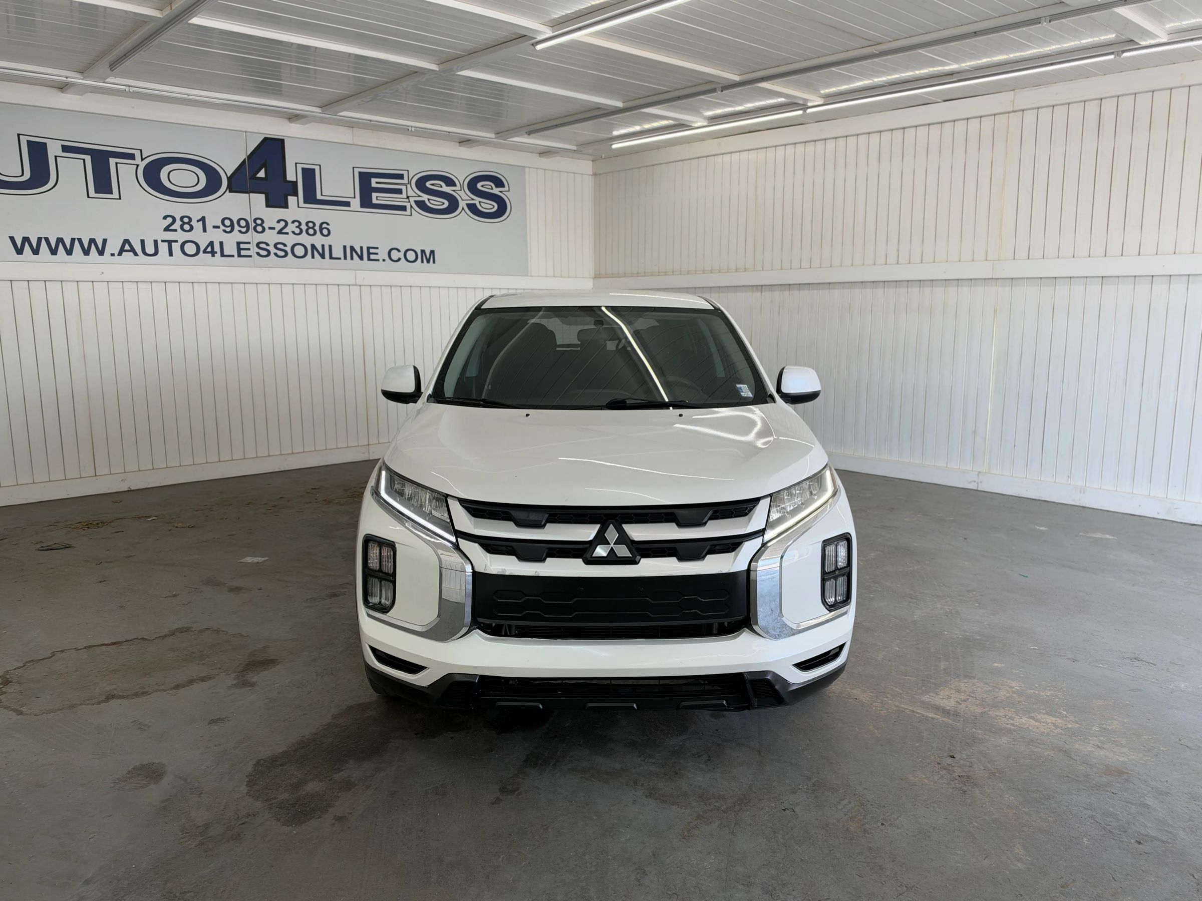 Used 2020 Mitsubishi Outlander Sport ES FWD image 2
