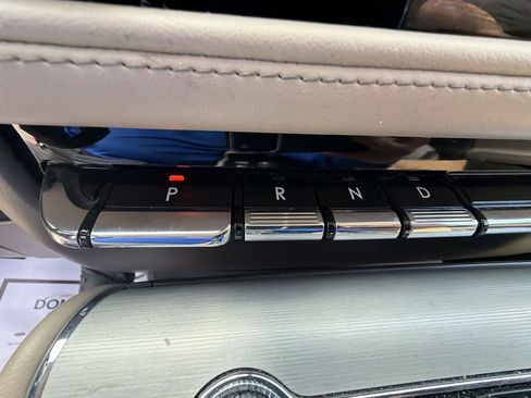 Used 2023 Lincoln Aviator AWD w/ Premium Package image 20