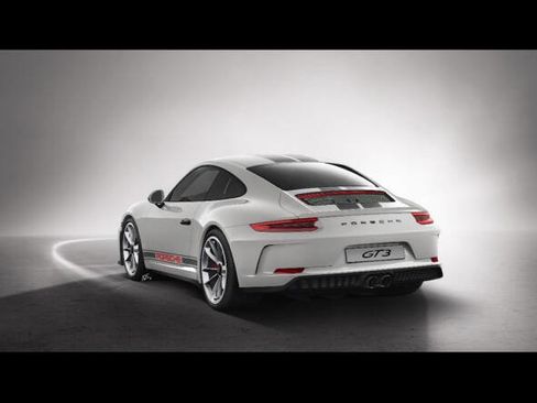 Used 2018 Porsche 911 GT3 RWD image 38