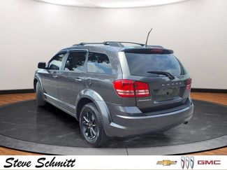 Used 2019 Dodge Journey SE FWD video 3