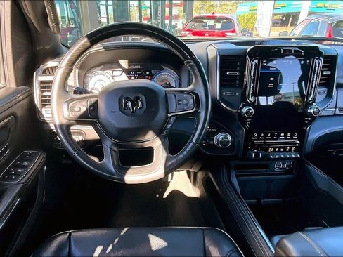 Used 2022 RAM 1500 Limited w/ Body-Colour Bumper Group image 8