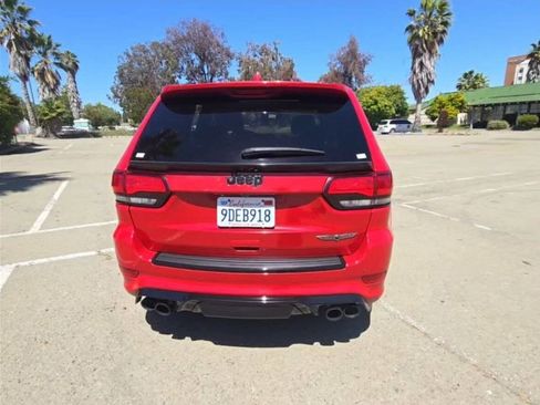 Used 2018 Jeep Grand Cherokee Trackhawk AWD/4WD image 4
