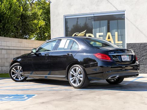 Used 2020 Mercedes-Benz C 300 Sedan image 10