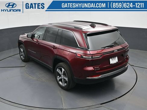 Used 2023 Jeep Grand Cherokee Limited AWD/4WD image 49