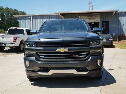 Used 2017 Chevrolet Silverado 1500 LTZ Z71 w/ LTZ Plus Package AWD/4WD image 16