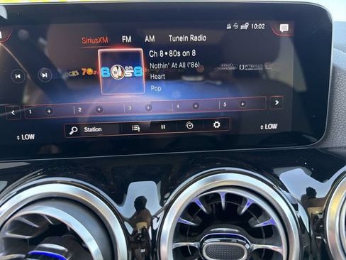 Used 2022 Mercedes-Benz GLA 250 4MATIC image 22