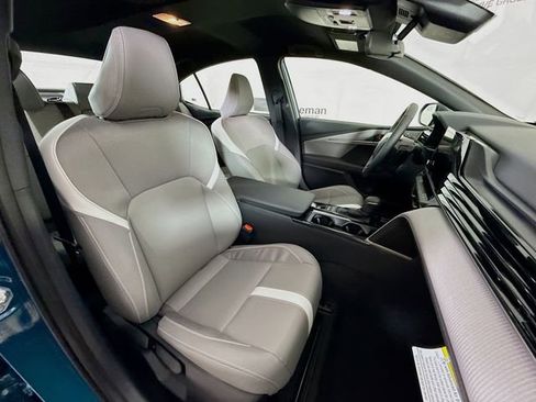 New 2026 Toyota Camry SE AWD/4WD image 25