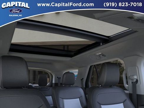 New 2024 Ford Explorer XLT w/ Equipment Group 202A image 22