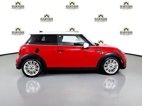 Used 2023 MINI Cooper S FWD image 8