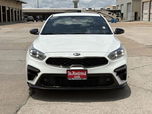 Used 2021 Kia Forte GT-Line FWD image 2