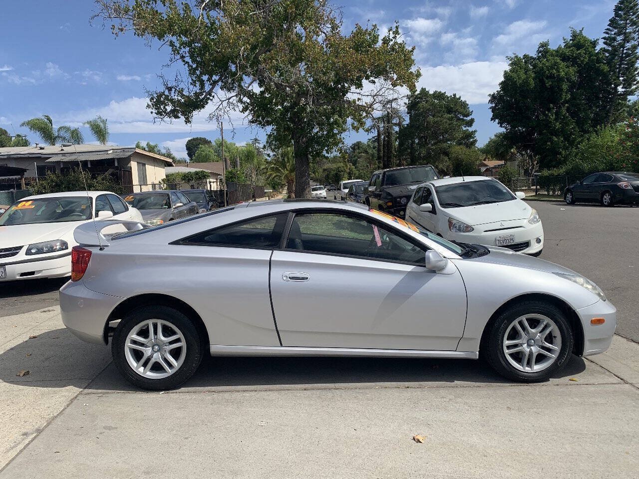 Used 2002 Toyota Celica GT FWD image 20