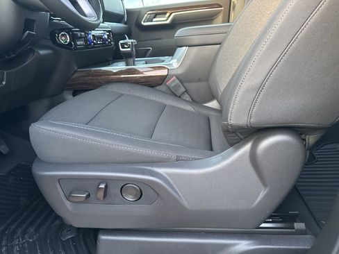 New 2026 GMC Sierra 1500 Elevation image 19