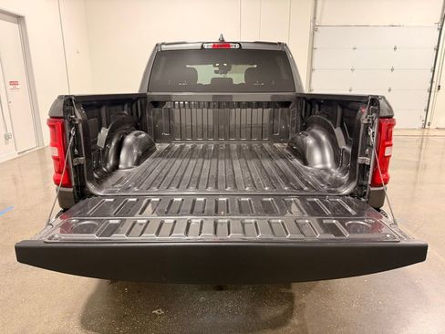 Used 2025 RAM 1500 Big Horn RWD image 9