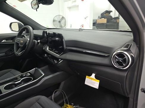 New 2026 Chevrolet Equinox LT image 29