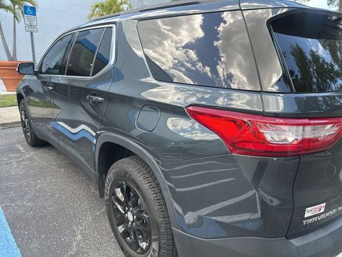 Used 2021 Chevrolet Traverse LT AWD/4WD image 23