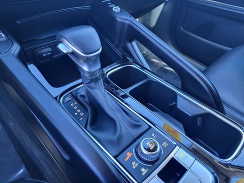 Certified 2025 Kia Telluride S image 20
