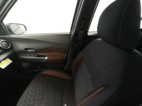 Used 2024 Nissan Kicks SR FWD image 21