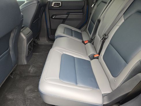 Used 2024 Ford Bronco Outer Banks image 28