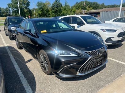 Used 2024 Lexus ES 350 w/ Premium Package