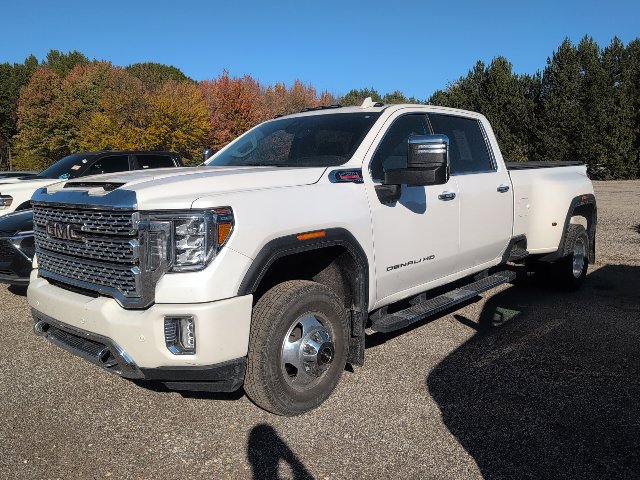 Used 2021 GMC Sierra 3500 Denali w/ Denali Ultimate Package AWD/4WD image 1