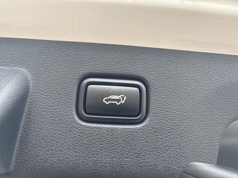 Used 2023 Kia Sportage SX FWD image 7