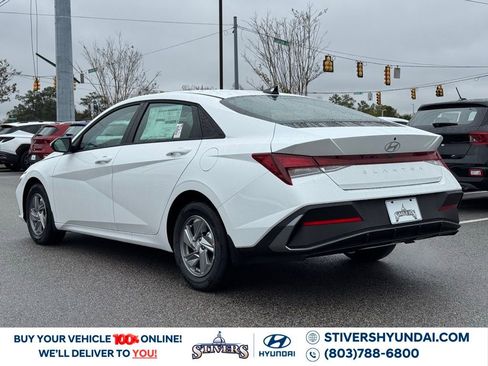 New 2026 Hyundai Elantra SE image 11