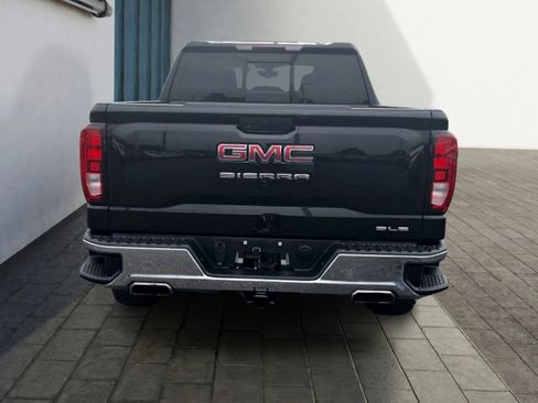 Used 2019 GMC Sierra 1500 SLE w/ SLE Value Package AWD/4WD image 4