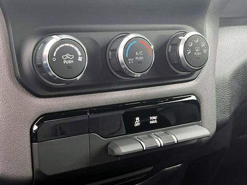 Certified 2022 RAM 1500 Big Horn image 25