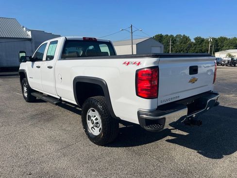 Used 2016 Chevrolet Silverado 2500 W/T w/ Snow Plow Prep Package AWD/4WD image 7