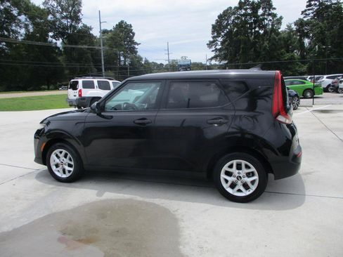 Used 2021 Kia Soul S FWD image 7