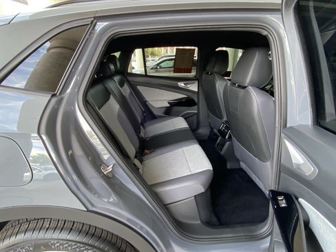 Certified 2023 Volkswagen ID.4 Pro AWD/4WD image 47