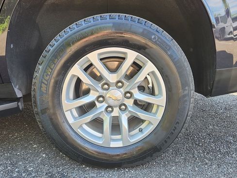 Used 2024 Chevrolet Tahoe LT AWD/4WD image 8