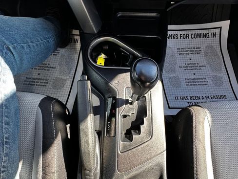 Used 2018 Toyota RAV4 XLE image 15