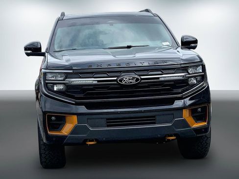 Used 2025 Ford Expedition Tremor AWD/4WD image 7