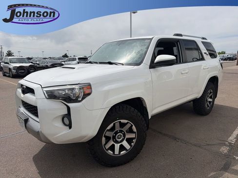 Used 2018 Toyota 4Runner TRD Off-Road AWD/4WD image 1