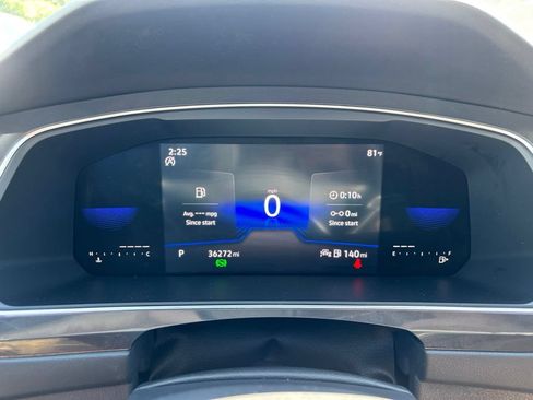 Certified 2023 Volkswagen Tiguan S FWD image 17