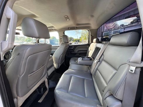 Used 2015 Chevrolet Silverado 2500 W/T w/ WT Convenience Package AWD/4WD image 11