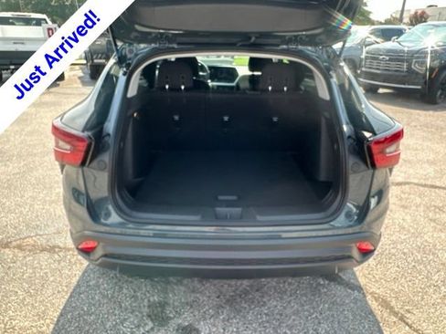 New 2026 Chevrolet Trax LS w/ LS Convenience Package FWD image 29