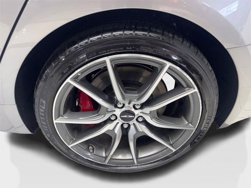 Used 2025 Genesis G70 2.5T image 84