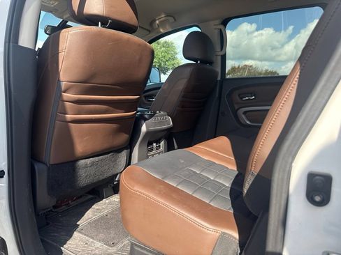 Used 2017 Nissan Titan Platinum Reserve AWD/4WD image 6